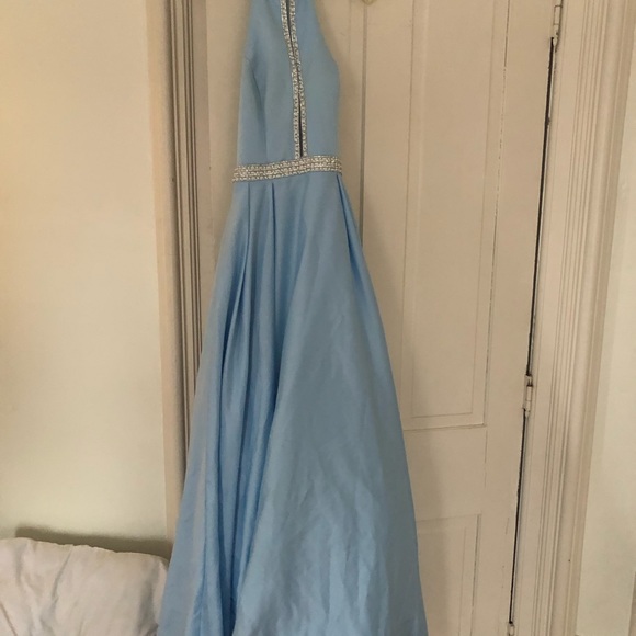 Prom dress - Picture 4 of 4